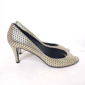 Pierre Hardy Metallic Peep Toe Pump Gd Gray sz 38 Women's sz 8